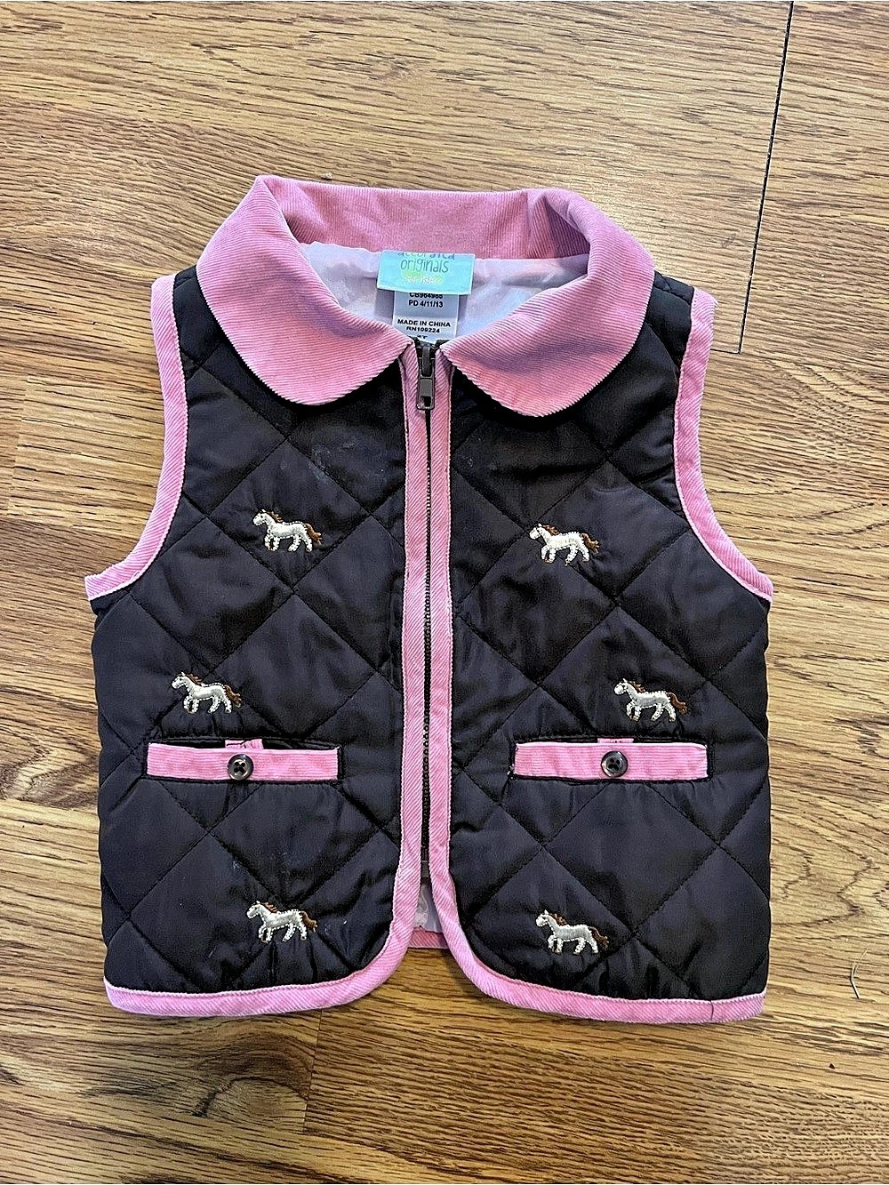 Chaps Quilted Horse Embroidery Vest in Black & Pink Girls 2T